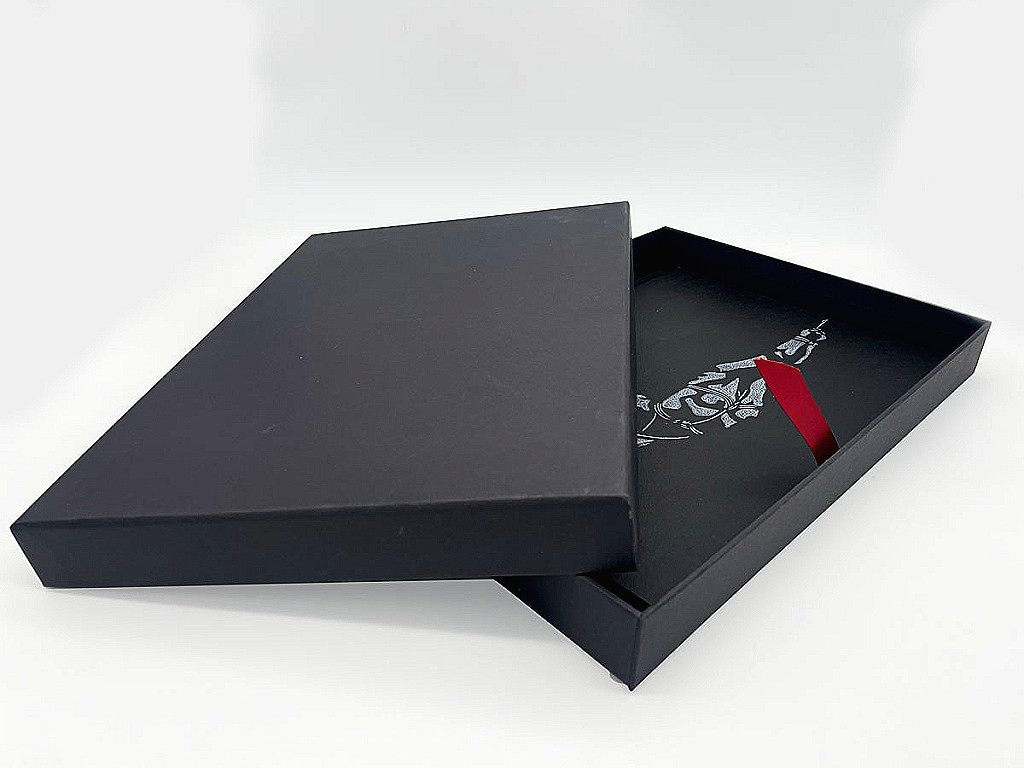 Shibari box open